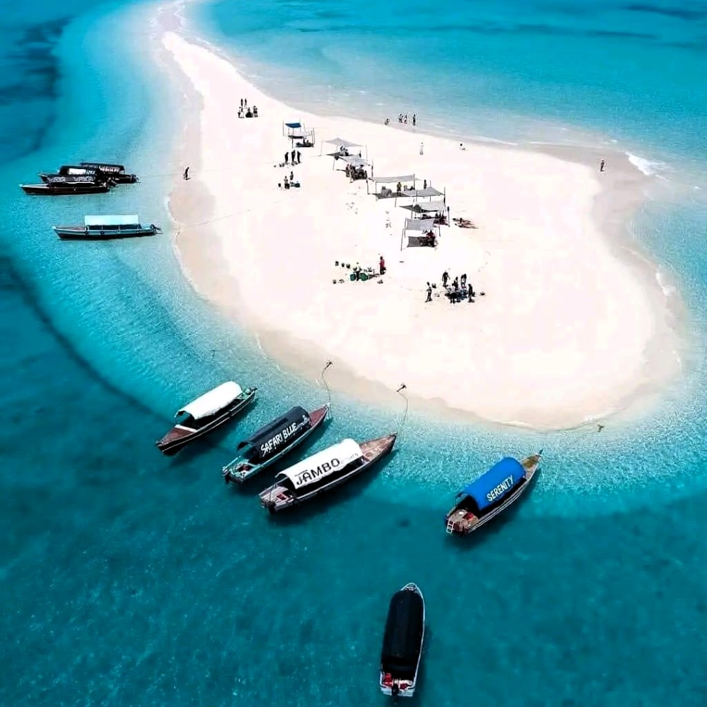 Crystal clear turquoise waters